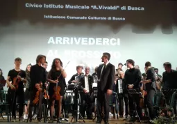 A fine concerto è stato dato l'appuntamento agli allievi per il prossimo anno scolastico, da settembre nel prestigioso Palazzo della Musica in piazza della Rossa, sede del'Istituzione comunale culturale che gestisce il Vivaldi